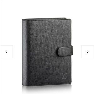 Louis Vuitton Black Taiga MM Agenda